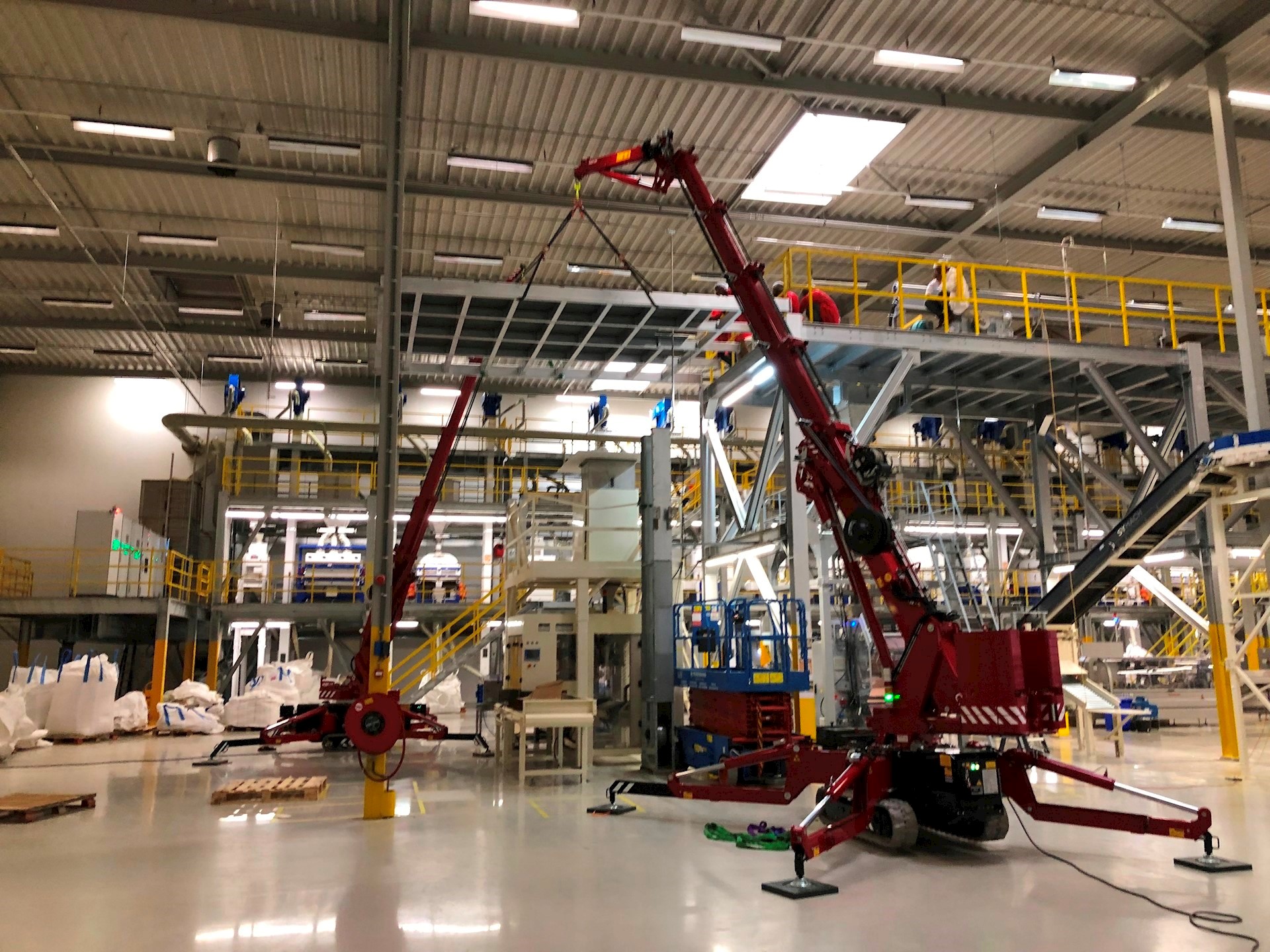 Compactkranen Hoeflon C6 en C10 bordes hijsen